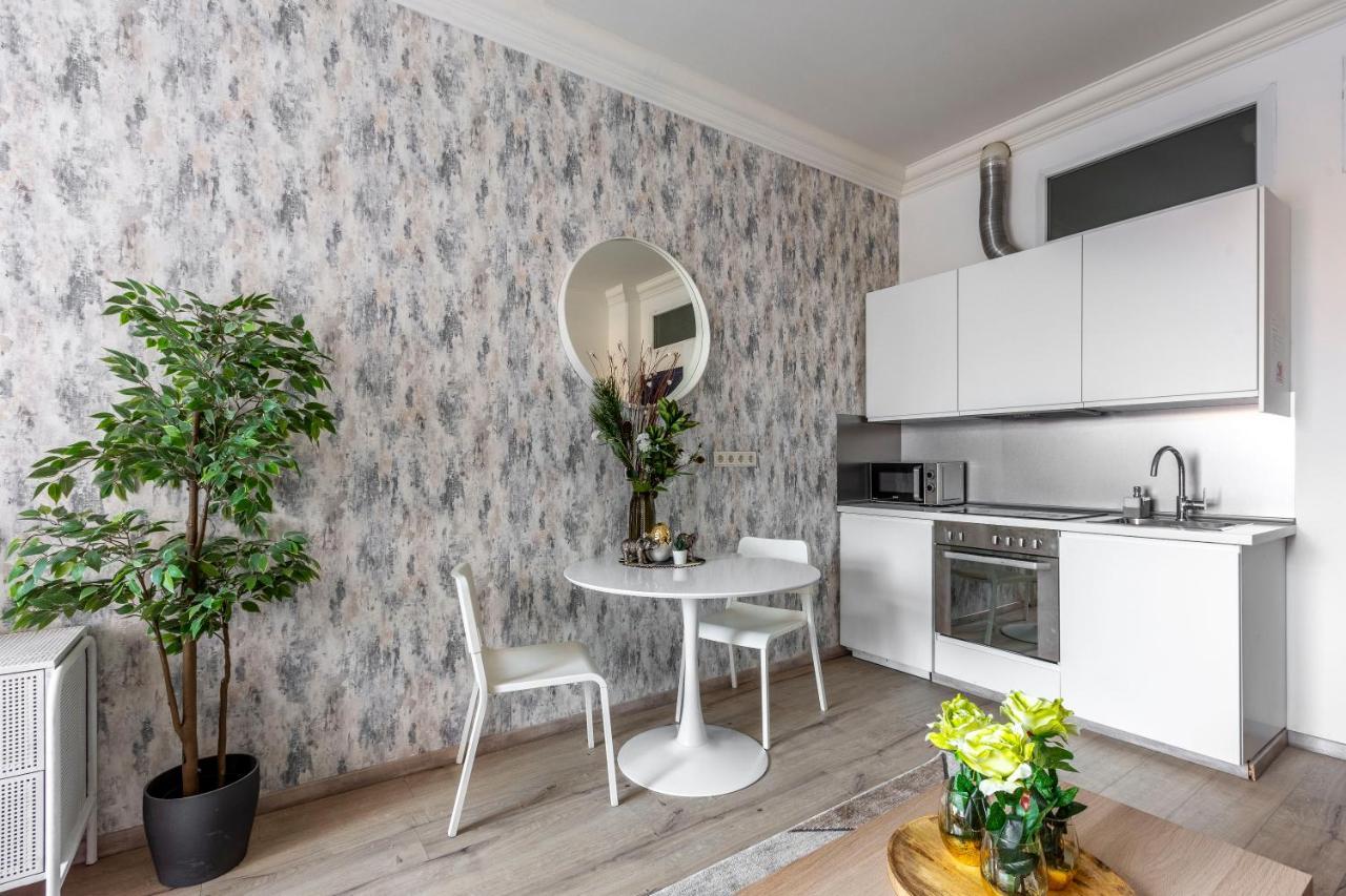 Deluxe Quentin Apartment Next To The Synagogue บูดาเปสต์ ภายนอก รูปภาพ